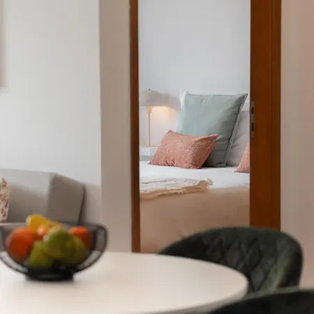 Da Silva By An Island *